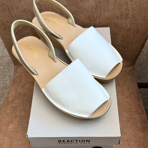 Kenneth Cole Reaction White and Gold Sandals